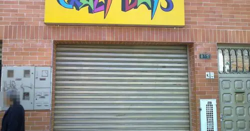 CRAZY DAYS CRAZY DAYS